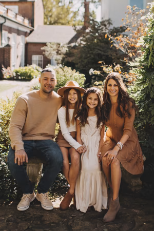 Lauren Alm - Project Casting Gallery Image 5 Lauren Alm - Gallery Image 5