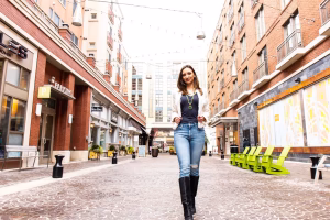 Alexis Jones - Gallery Image 6