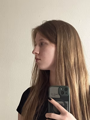 Olivia Klara Ernst - Project Casting Gallery Image 5 Olivia Klara Ernst - Gallery Image 5