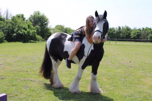 Anna Verdier - Gallery Image 13