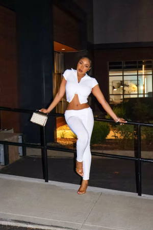 Monaysia  Belcher - Gallery Image 4