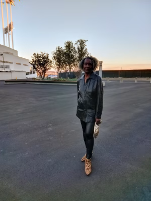 Rhonda Burns - Gallery Image 6