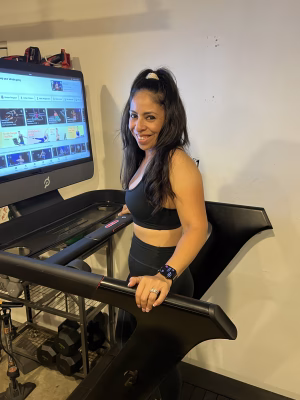 Leandra  Ale - Gallery Image 3