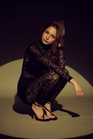Debora Marin - Gallery Image 7