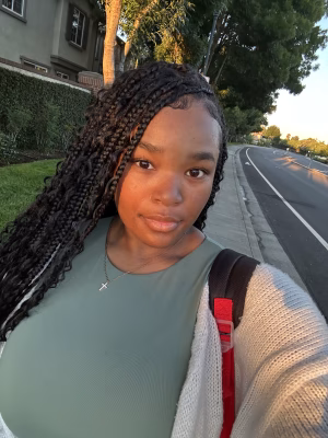 Valese Edwards - Project Casting Gallery Image 3 Valese Edwards - Gallery Image 3