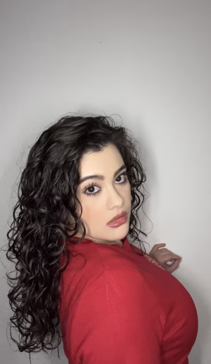 Maia  Mendez - Gallery Image 3