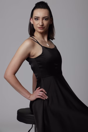 Alexis Jones - Gallery Image 13