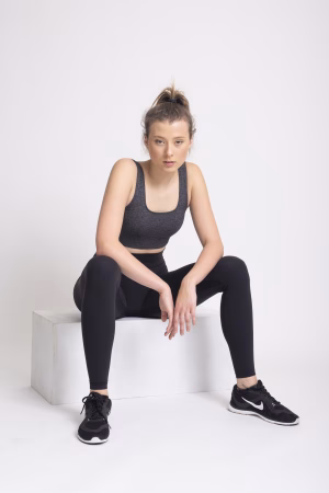 Julia Sterling - Gallery Image 9
