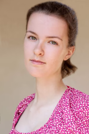 Hannah Reeve - Gallery Image 3