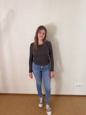 Gina-Mia Thom - Gallery Image 1