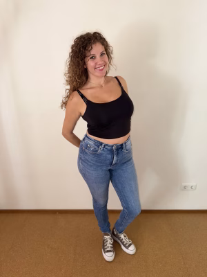 Gina-Mia Thom - Gallery Image 6