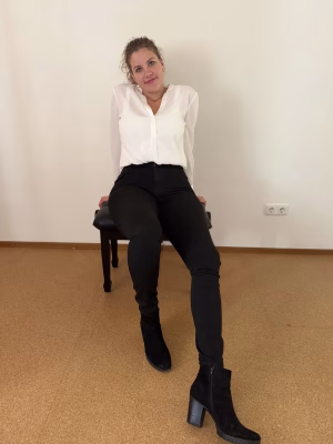 Gina-Mia Thom - Gallery Image 8