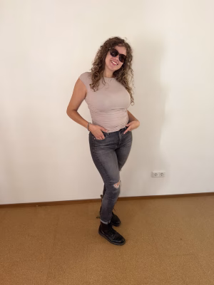 Gina-Mia Thom - Gallery Image 13