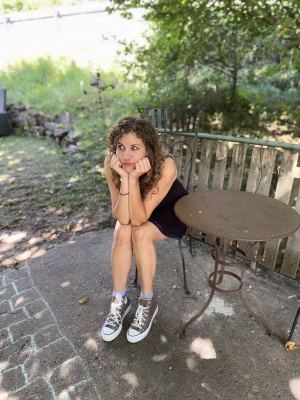 Gina-Mia Thom - Gallery Image 15