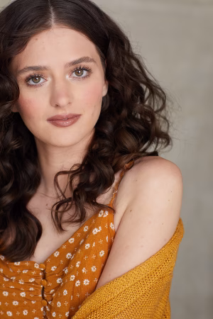 Maryssa Menendez - Gallery Image 6