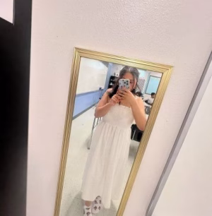 Angely Cisneros - Gallery Image 1