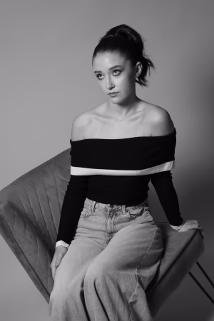 Eve Evans - Project Casting Gallery Image 4 Eve Evans - Gallery Image 4