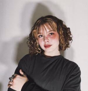 Shikira Reynolds - Gallery Image 7