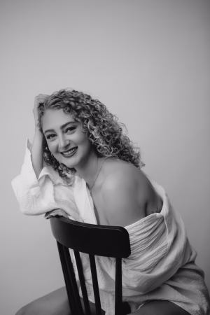 Alicia Willoughby - Gallery Image 1