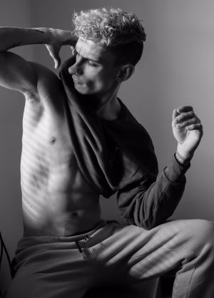 Az Blackmore - Gallery Image 12