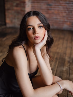 Emma Whalen - Gallery Image 1