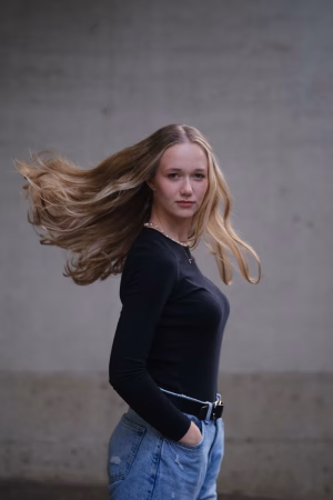 Sophie Blackburn - Gallery Image 1