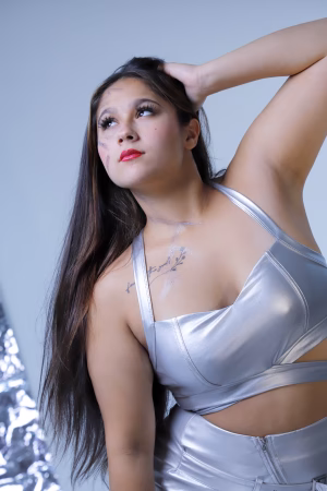 Gabriella  Vilchek - Gallery Image 11
