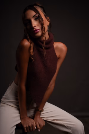 Veronica Megna - Gallery Image 4