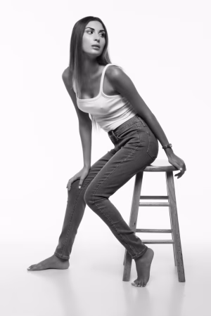 Veronica Megna - Gallery Image 3