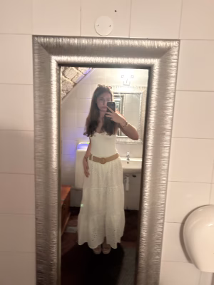 Adara Sapouna - Gallery Image 6