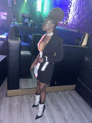Alexa Mack - Gallery Image 9