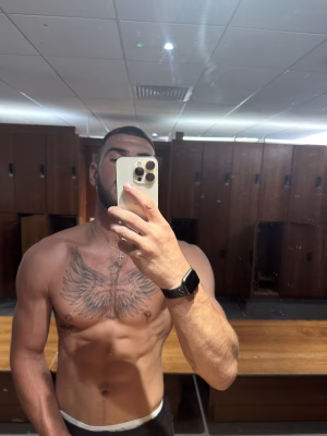 Lewis  Rose - Gallery Image 18