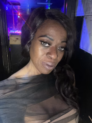 Alexa Mack - Gallery Image 8