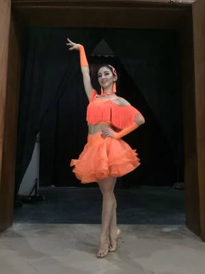 Elina Akopian - Gallery Image 2