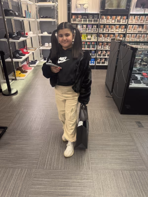 Ariana  Stenson - Gallery Image 5