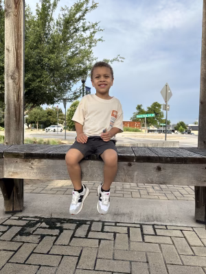 Naisha Ruzensky - Gallery Image 9