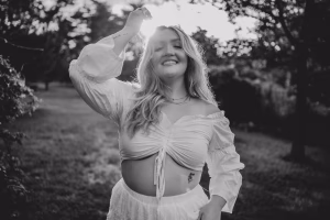 Bella McCarthy - Gallery Image 9