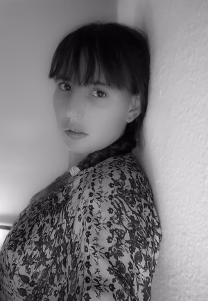 Lilly Mae - Gallery Image 1