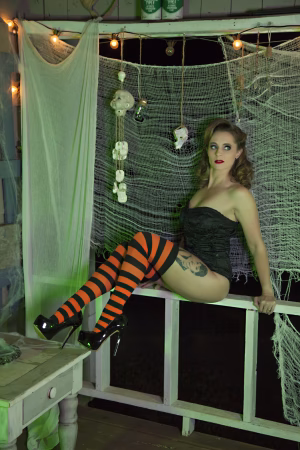 Caroline Creel - Gallery Image 7