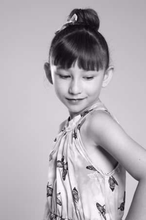 Seren Miles - Gallery Image 3