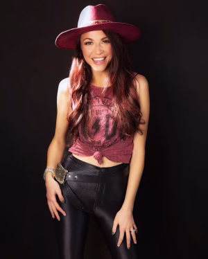 Bri Lindia - Gallery Image 5