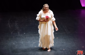 Caitlin Brys - Gallery Image 3