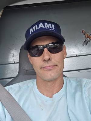 ADAM GOMBOS - Gallery Image 3