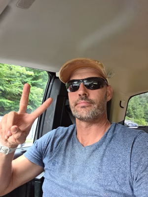 ADAM GOMBOS - Gallery Image 5