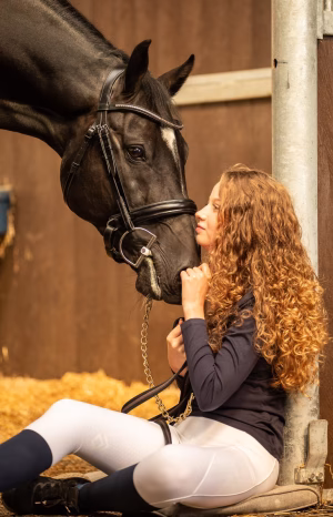 Katie Laffey - Gallery Image 5