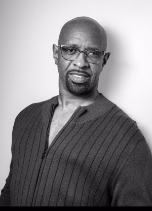 Robert  Green - Gallery Image 1