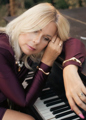 Inguna  Sakne - Gallery Image 4