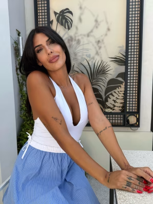 Daniela  Mendes - Gallery Image 3