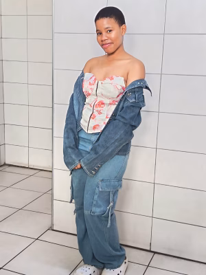 Asanda Thusi - Gallery Image 1