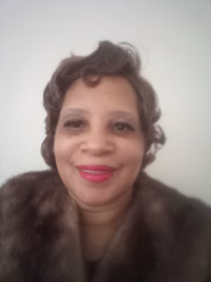 Charlene Edwards - Gallery Image 3